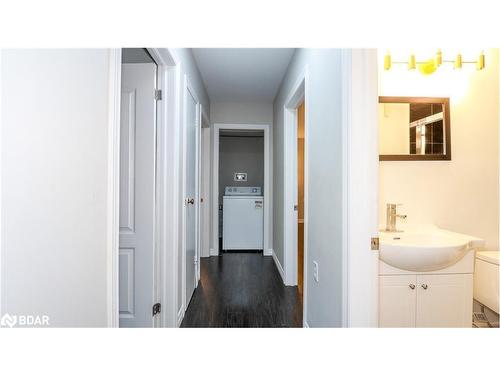 18 Kennedy Drive, Fenelon Falls, ON - Indoor Photo Showing Bathroom