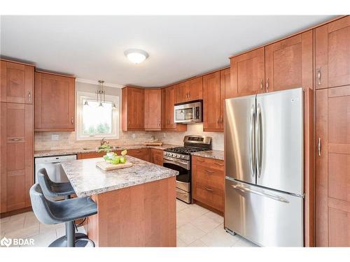 50 James Street, Barrie, ON - Indoor Photo Showing Kitchen