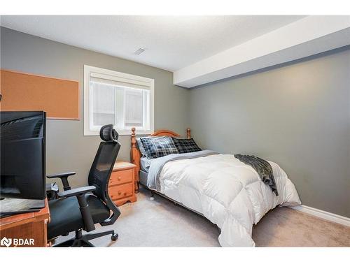 50 James Street, Barrie, ON - Indoor Photo Showing Bedroom