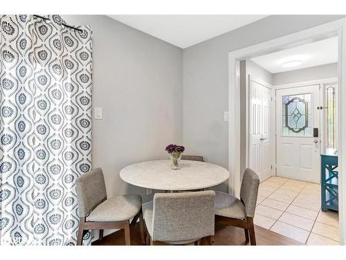 795 Rose Lane, Innisfil, ON - Indoor Photo Showing Dining Room