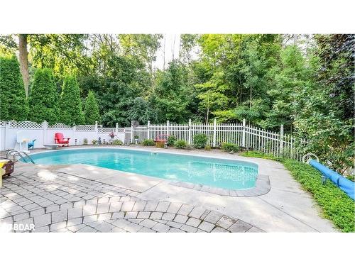 156 Columbia Road, Barrie, ON - Outdoor With In Ground Pool With Backyard