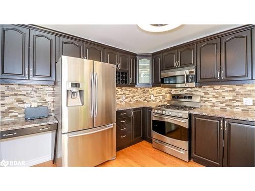 156 Columbia Road, Barrie, ON - Indoor Photo Showing Kitchen