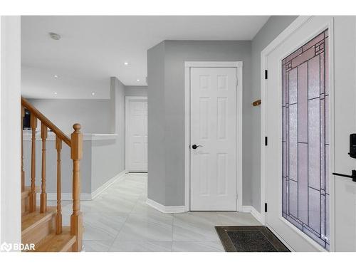 3 Logan Court, Barrie, ON - Indoor Photo Showing Other Room