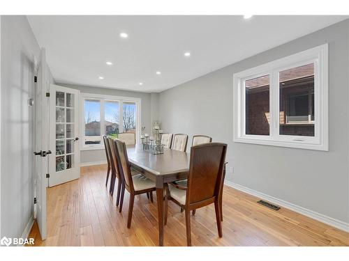 3 Logan Court, Barrie, ON - Indoor Photo Showing Dining Room