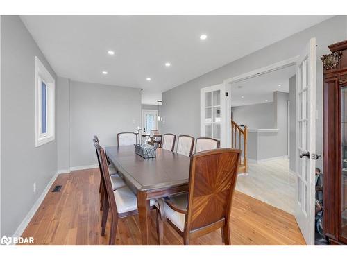 3 Logan Court, Barrie, ON - Indoor Photo Showing Dining Room