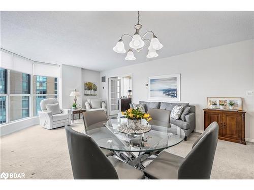 605-150 Dunlop Street E, Barrie, ON - Indoor Photo Showing Dining Room