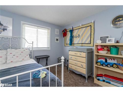 6 Huron Street, Barrie, ON - Indoor Photo Showing Bedroom