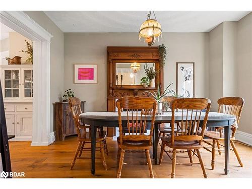 25 William Street, Barrie, ON - Indoor Photo Showing Dining Room