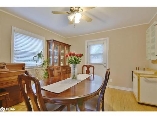 379 Old Muskoka Road, Orillia, ON - Indoor Photo Showing Dining Room