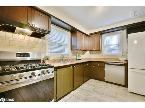 379 Old Muskoka Road, Orillia, ON - Indoor Photo Showing Kitchen With Double Sink