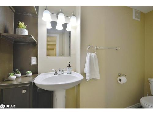 379 Old Muskoka Road, Orillia, ON - Indoor Photo Showing Bathroom