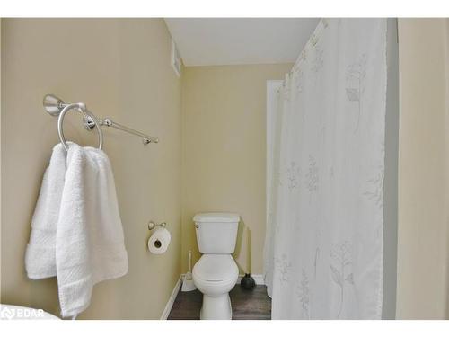 379 Old Muskoka Road, Orillia, ON - Indoor Photo Showing Bathroom