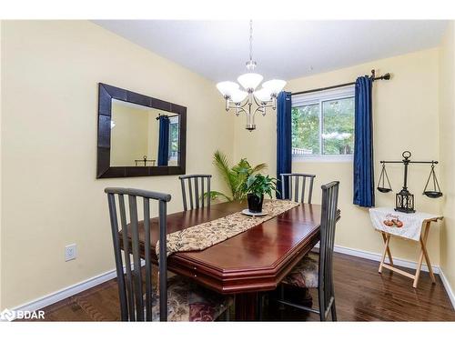 J5-63 Ferris Lane, Barrie, ON - Indoor Photo Showing Dining Room