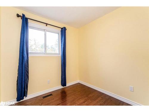 J5-63 Ferris Lane, Barrie, ON - Indoor Photo Showing Other Room