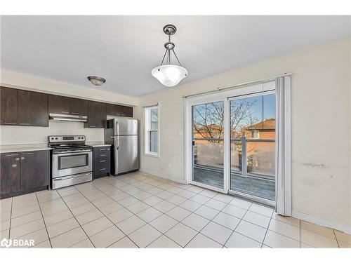 24-91 Coughlin Road, Barrie, ON - Indoor Photo Showing Kitchen