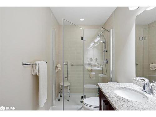 402-160 Macdonell Street, Guelph, ON - Indoor Photo Showing Bathroom