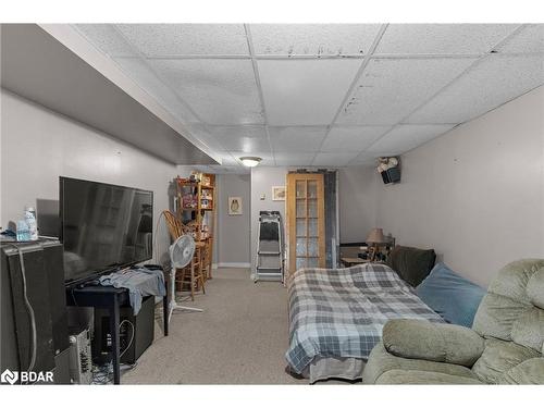 53 Slalom Drive, Oro-Medonte, ON - Indoor Photo Showing Bedroom