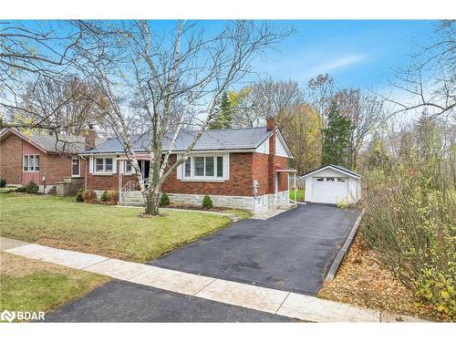 132 Rodney Street, Barrie, ON - Outdoor With Facade