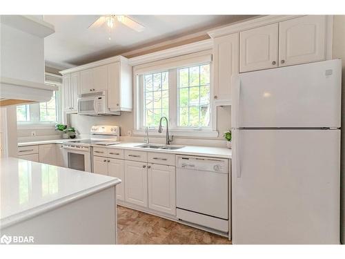 9 Orchard Drive, Barrie, ON - Indoor Photo Showing Kitchen With Double Sink