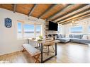 122 Mitchells Beach Road, Tay, ON  - Indoor Photo Showing Living Room 