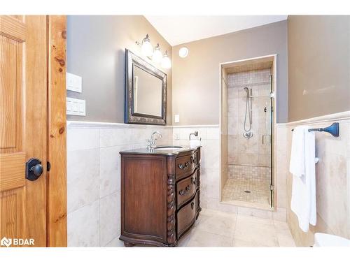 805 Eastdale Drive, Wasaga Beach, ON - Indoor Photo Showing Bathroom