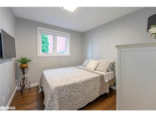 22 Cloughley Drive, Barrie, ON - Indoor Photo Showing Bedroom