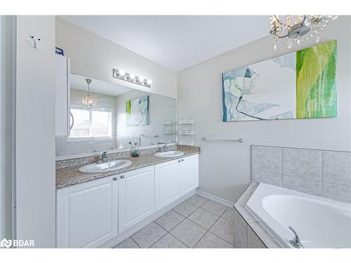 2100 Osbond Road, Innisfil, ON - Indoor Photo Showing Bathroom