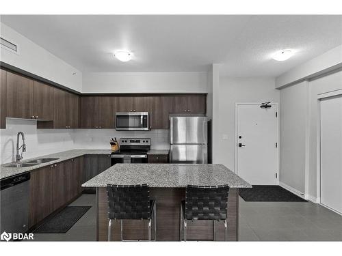 204-20 Koda Street, Barrie, ON - Indoor Photo Showing Kitchen With Double Sink With Upgraded Kitchen