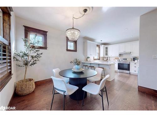 105 Stephens Street, Collingwood, ON - Indoor Photo Showing Dining Room