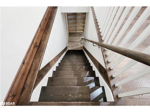 105 Stephens Street, Collingwood, ON - Indoor Photo Showing Other Room