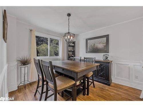 85 Elizabeth Street, Barrie, ON - Indoor Photo Showing Dining Room