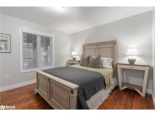 6605 County Road 21, Essa, ON - Indoor Photo Showing Bedroom