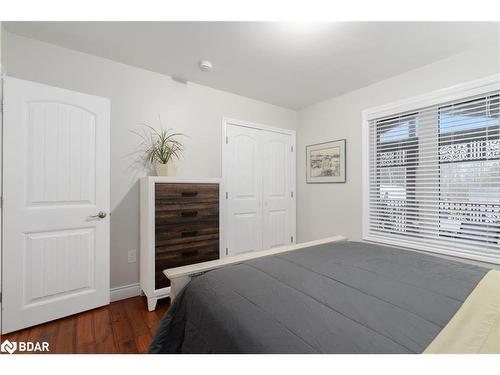 6605 County Road 21, Essa, ON - Indoor Photo Showing Bedroom