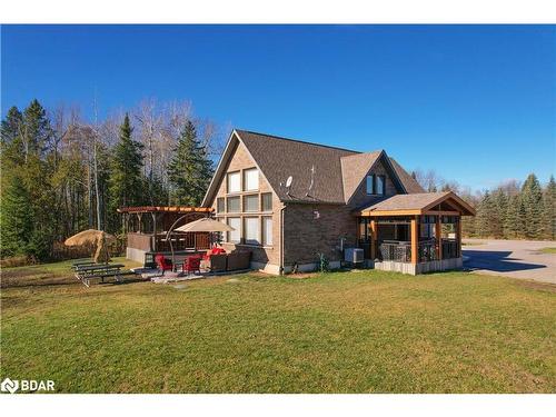 6605 County Road 21, Essa, ON - Outdoor With Deck Patio Veranda