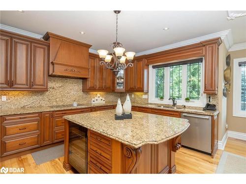 4987 Erin Fourth Line, Erin, ON - Indoor Photo Showing Kitchen