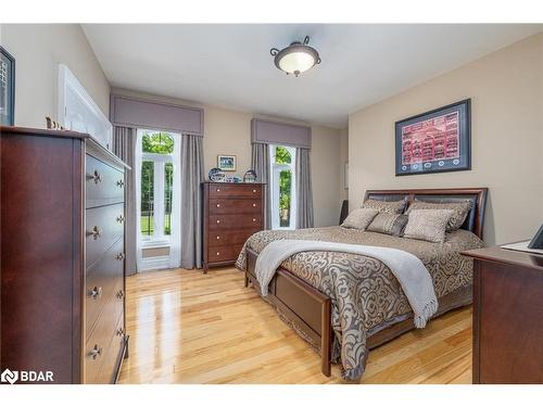 4987 Erin Fourth Line, Erin, ON - Indoor Photo Showing Bedroom