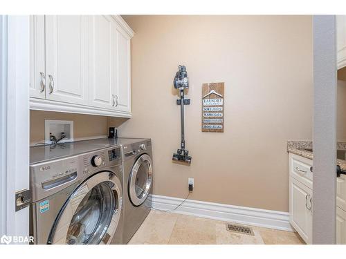 4987 Erin Fourth Line, Erin, ON - Indoor Photo Showing Laundry Room