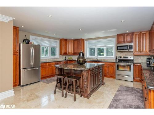 4987 Erin Fourth Line, Erin, ON - Indoor Photo Showing Kitchen