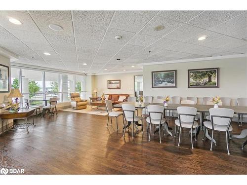 1507-2 Toronto Street, Barrie, ON - Indoor Photo Showing Dining Room