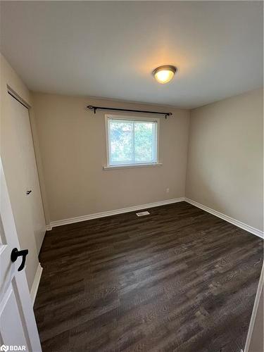 26 Roslyn Road, Barrie, ON - Indoor Photo Showing Other Room