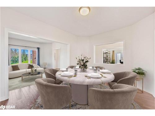 36 Batteaux Street, Barrie, ON - Indoor Photo Showing Living Room