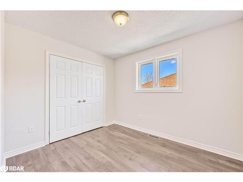 36 Batteaux Street, Barrie, ON - Indoor Photo Showing Other Room