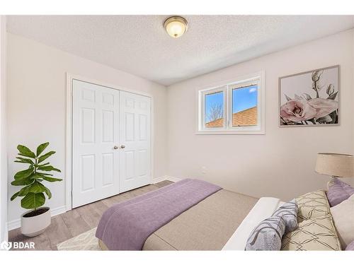 36 Batteaux Street, Barrie, ON - Indoor Photo Showing Bedroom