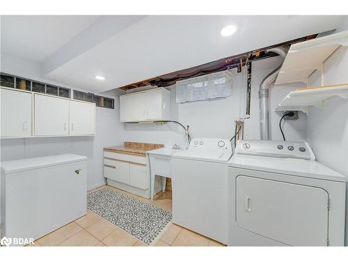 5 Dickens Drive, Barrie, ON - Indoor Photo Showing Laundry Room