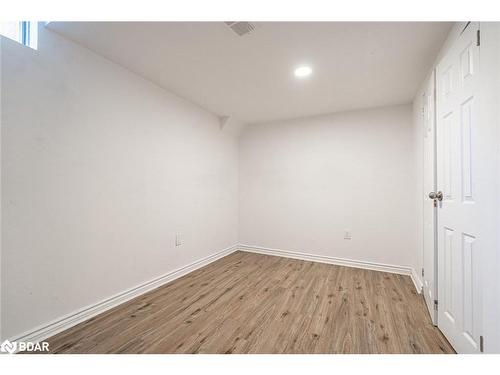 15 Herrell Avenue, Barrie, ON - Indoor Photo Showing Other Room