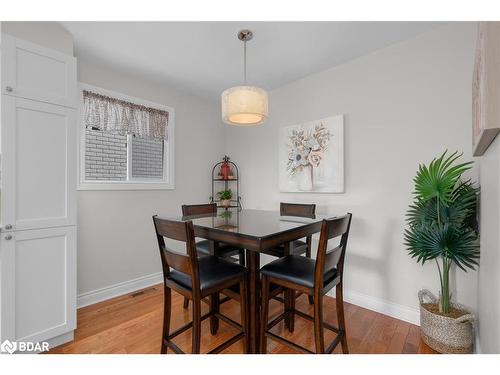 108 Garden Drive, Barrie, ON - Indoor Photo Showing Dining Room