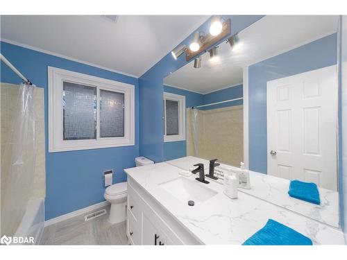 151 Cundles Road E, Barrie, ON - Indoor Photo Showing Bathroom