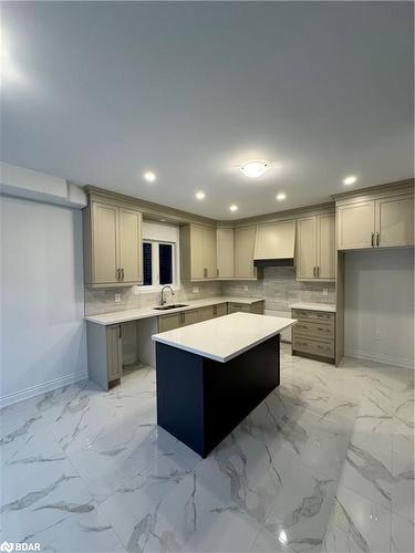 2974 Monarch Drive, Orillia, ON - Indoor Photo Showing Kitchen