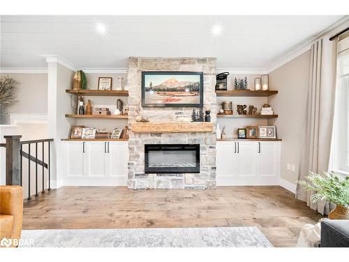 8 Crystalwood Lane, Midhurst, ON - Indoor Photo Showing Living Room With Fireplace