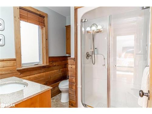 3978 South Portage Road, Lake Of Bays, ON - Indoor Photo Showing Bathroom